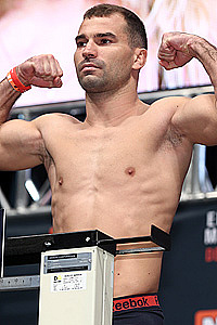 Artem 'The Russian Hammer' Lobov